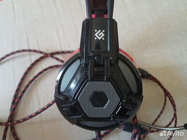 Игровые наушники