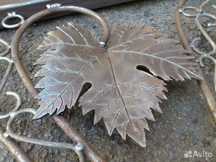 Металическая роза