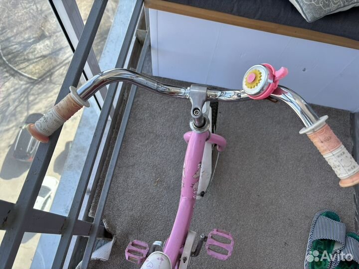 Велосипед для девочки 4-6 лет