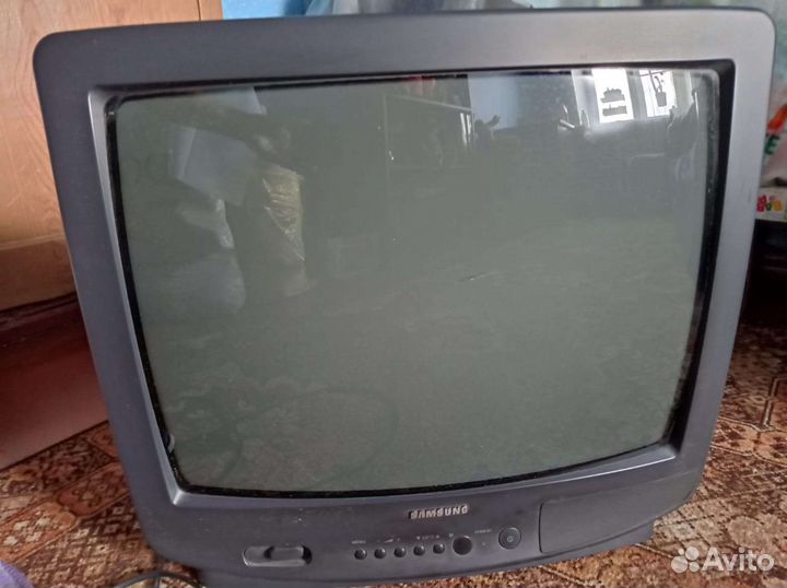 Телевизор LG cf-20d79