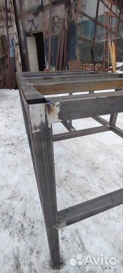 Стол, каркас стола, подстоье