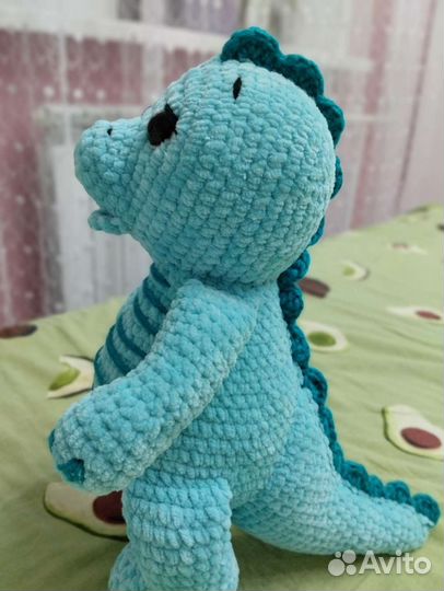 Вязаная игрушка дракон