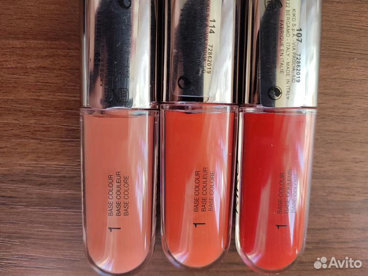 Помада и блеск для губ