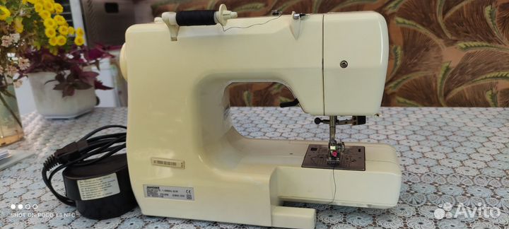Швейная машина Janome бу