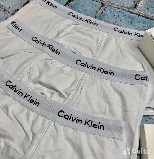 Трусы мужские белые Calvin Klein +5 носок