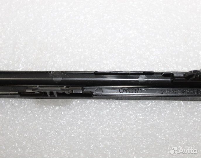 Toyota RAV4 -5 Молдинг переднего бампера правый