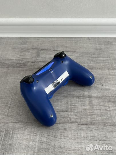 Геймпад Dualshock 4