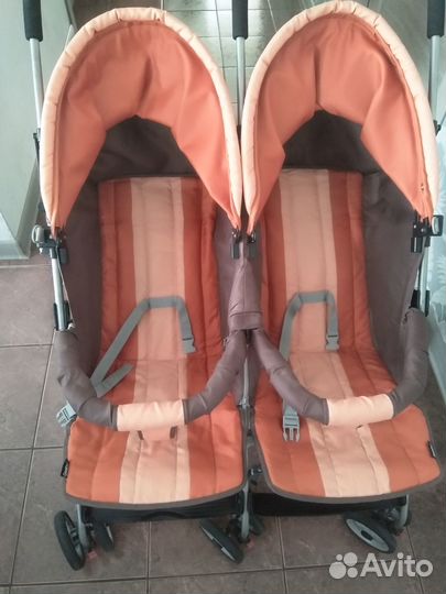 Прогулочная коляска для двойни или погодок бу