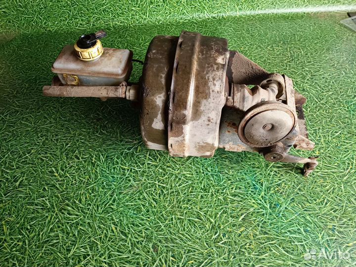 Вакуумный усилитель тормозов УАЗ буханка 2009 г