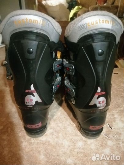 Горнолыжные ботинки salomon performa