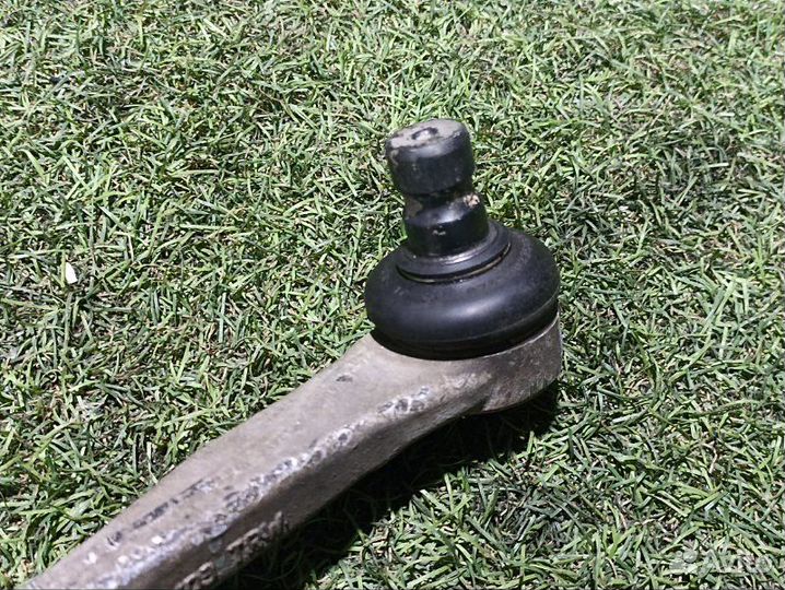 Рычаг подвески верхний передний правый Porsche