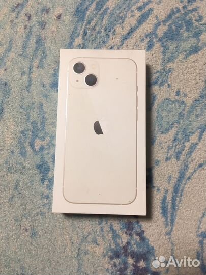 Коробка от iPhone 13