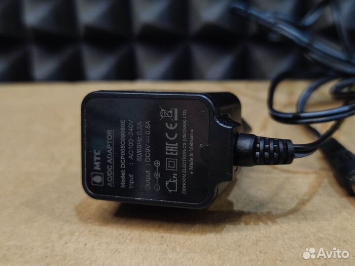 Блок питания DCP005C09080E 9V 800mA 5.5 x 2.1