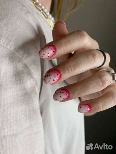 Маникюр, педикюр