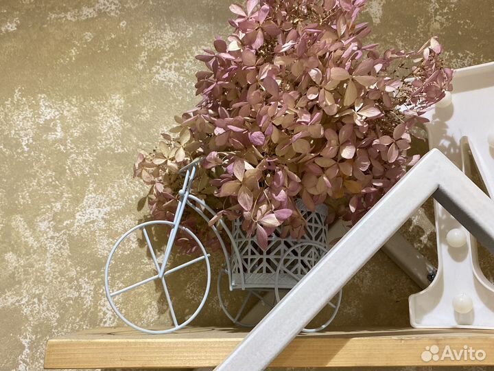 Аксессуары и полка