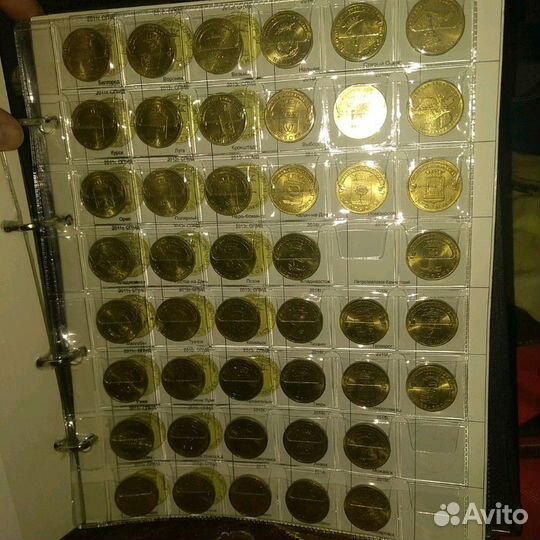 Памятные монеты России