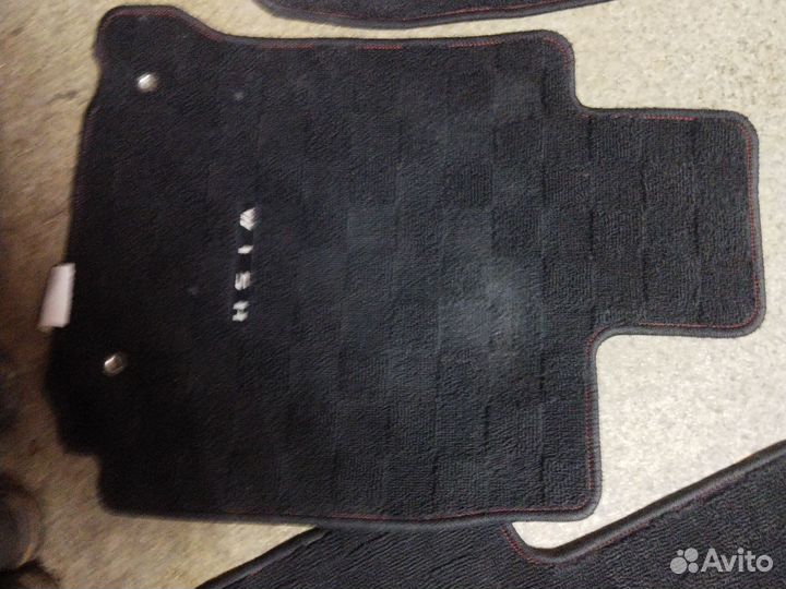 Коврики на Тойота виш оригинальные