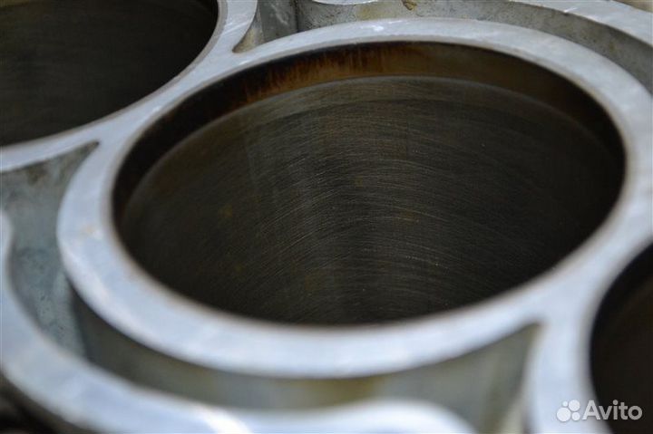 Блок цилиндров Honda Stepwgn RK2 R20A