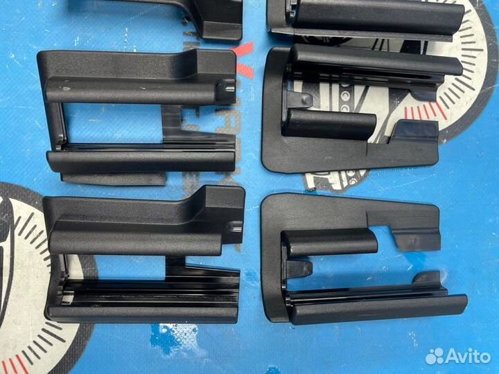 Заглушки крепления сидений Mercedes-Benz C-Class