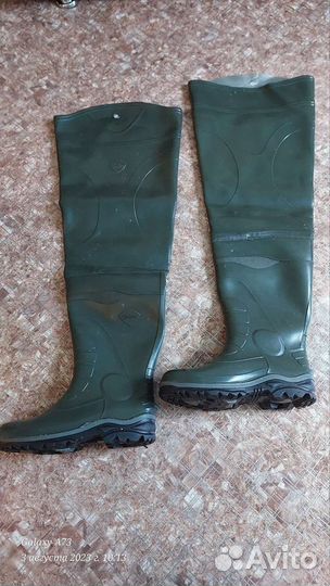 Болотные сапоги