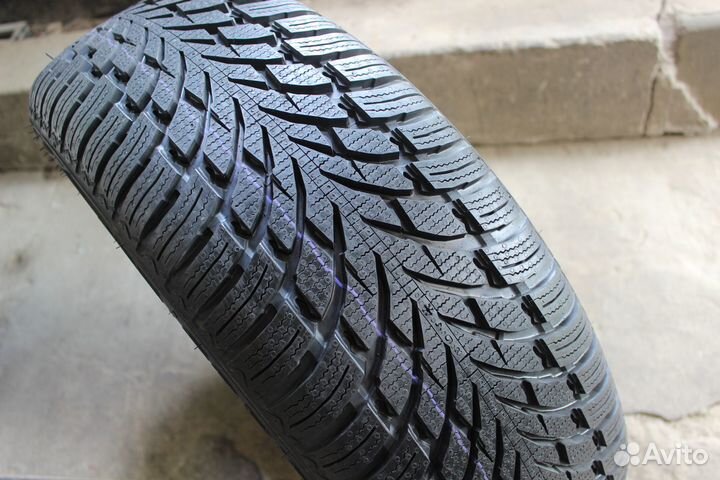 Nokian Tyres WR SUV 4 225/60 R18 104H