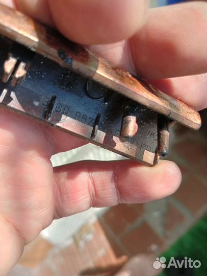 Накладка ручки передней левой двери VW passat b5