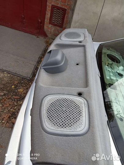 Задняя полка акцент