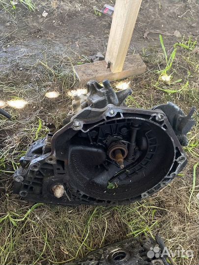 МКПП (механическая коробка переключения передач) D