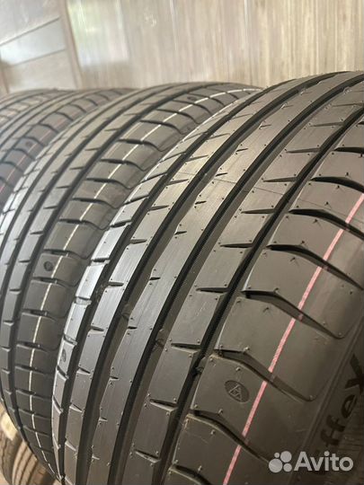 Triangle EffeXSport TH202 275/35 R19 101Y