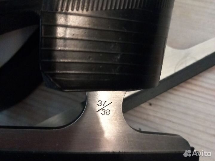 Коньки фигурные 38 размер