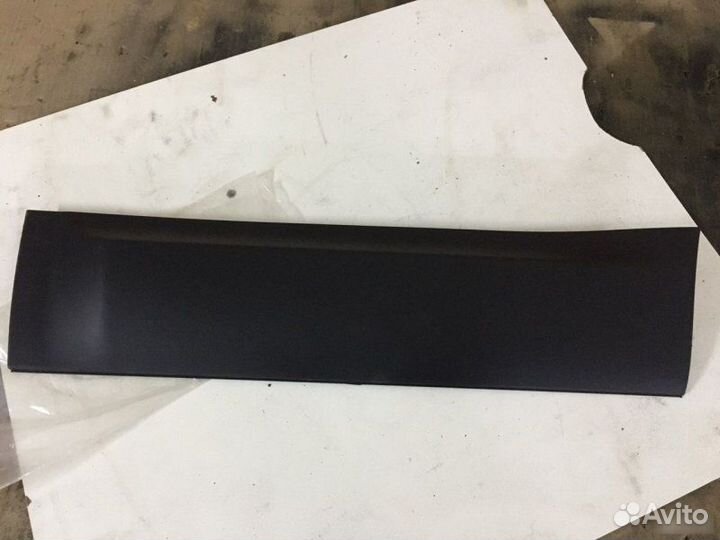 Молдинг двери задний левый Nissan Qashqai JD10