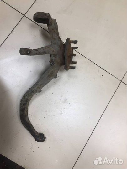 Кулак поворотный передний левый Mazda 6