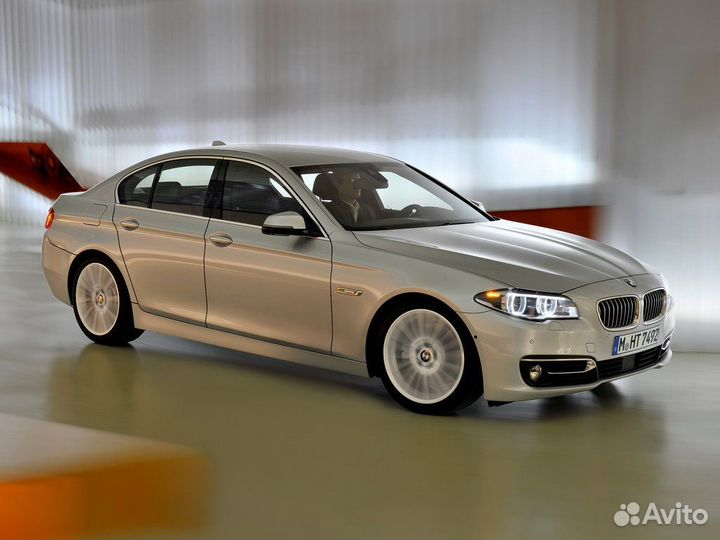 Стекло лобовое BMW 5 серия (F10) 51317203146