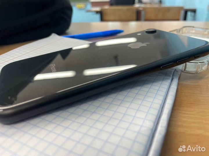 iPhone Xr, 64 ГБ