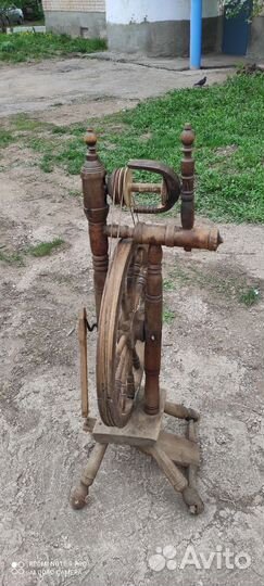 Прялка деревянная старинная
