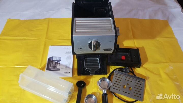 Кофеварка рожковая Delonghi еср33.21