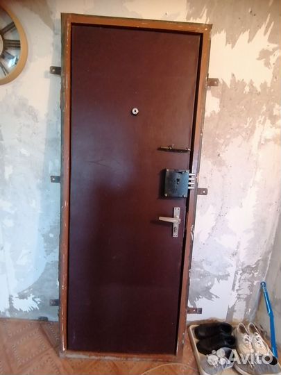 Дверь входная металлическая