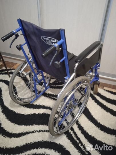 Инвалидная коляска