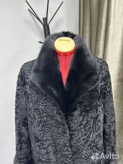 Шуба каракуль черный