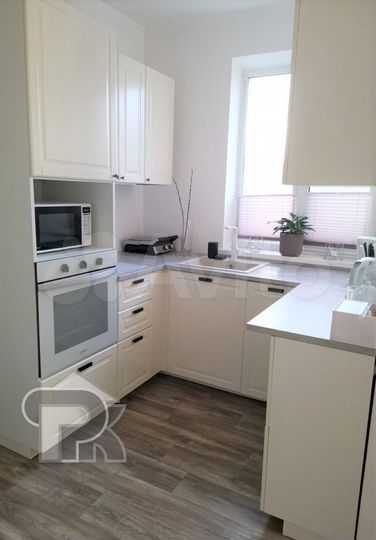 3-к. квартира, 70,2 м², 1/17 эт.