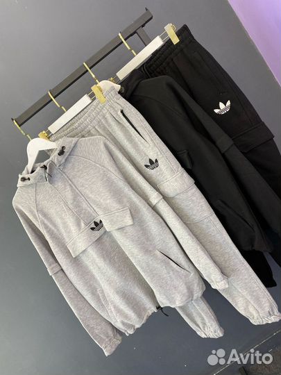 Спортивный костюм adidas