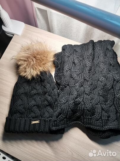 Шапки манишка шарф Il trenino, catya