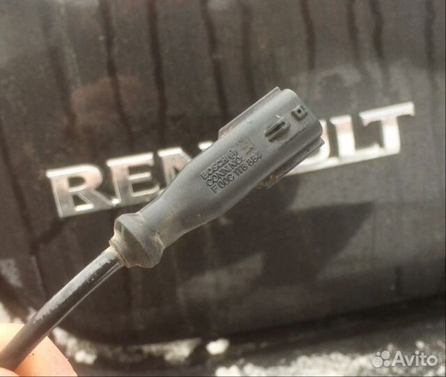 Датчик ABS Renault Sandero