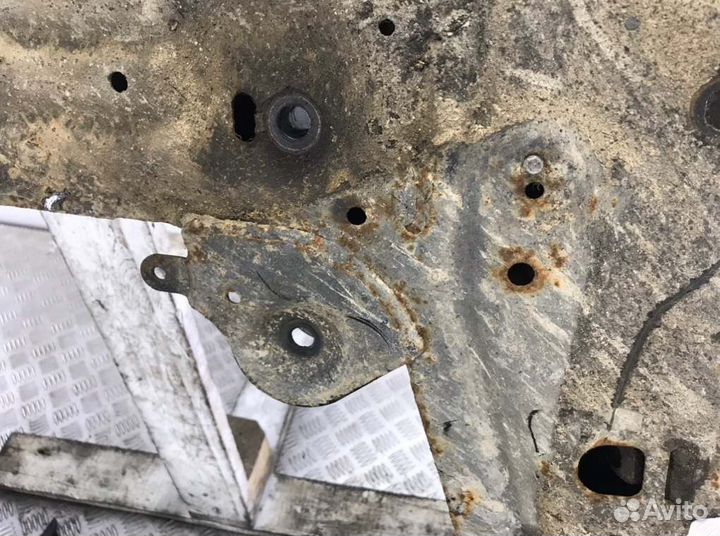 Балка подвески передняя (подрамник) Nissan Qashqai