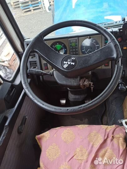 Тентованный грузовик 15 м³ MAN 14.232, 1994