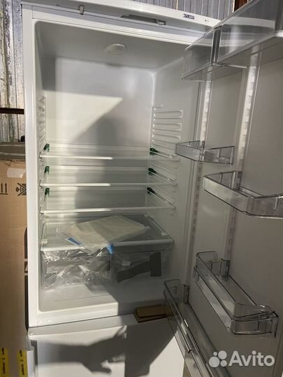 Холодильник