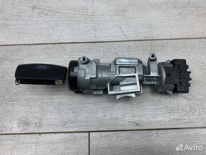Замок зажигания Ford Galaxy минивэн qxwa 2007