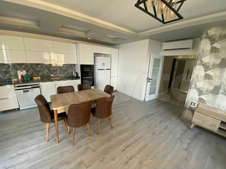 2-к. квартира, 110 м², 13/16 эт.