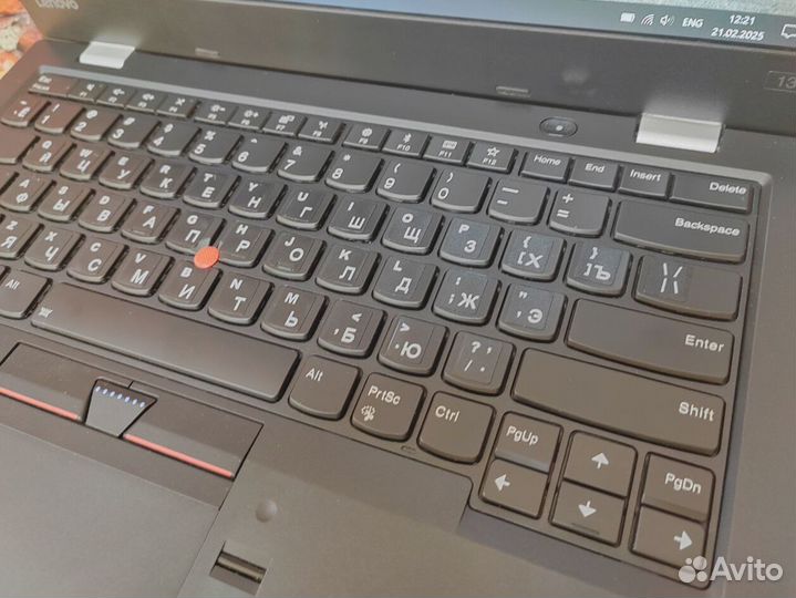 Ноутбук Lenovo с 13 дюймовым экраном, oзу 16 гб