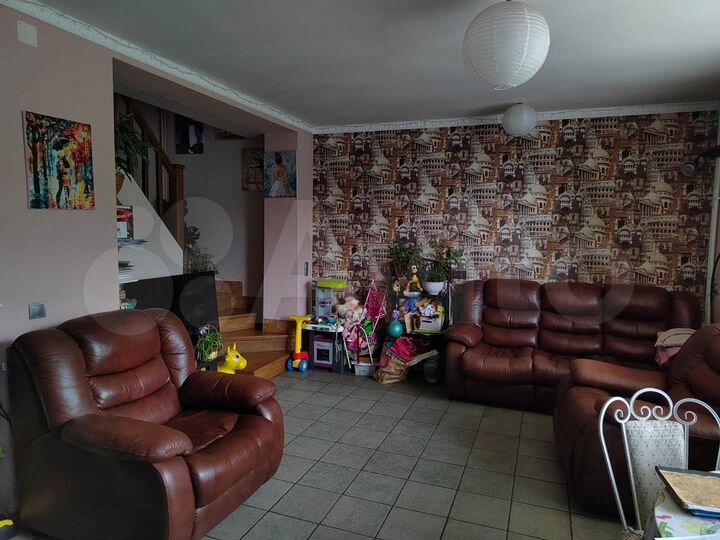 Дом 129 м² на участке 8 сот.